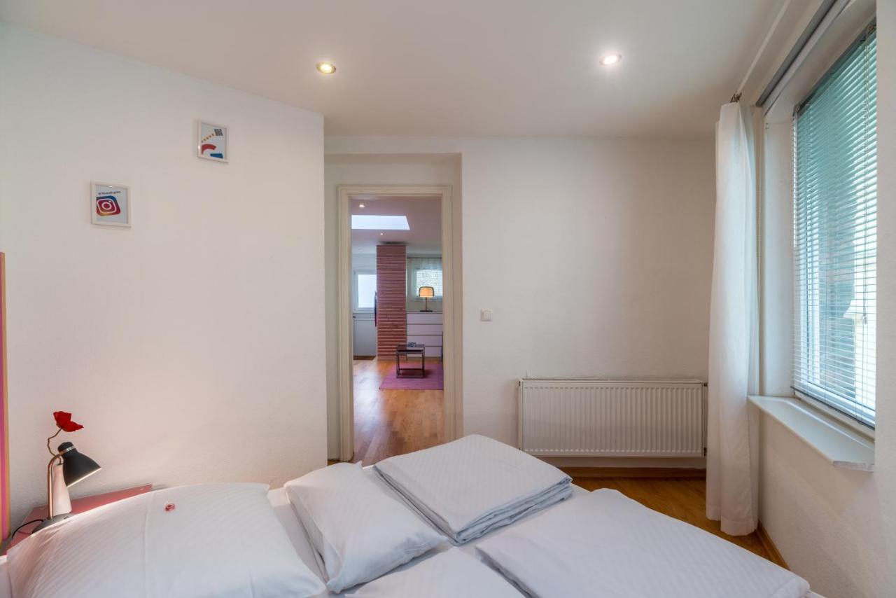Urban Duplex Apartment Berlin Bagian luar foto